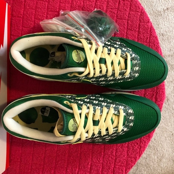 🔴SOLD🔴Nike Air Max 1 PRM - Picture 6 of 17